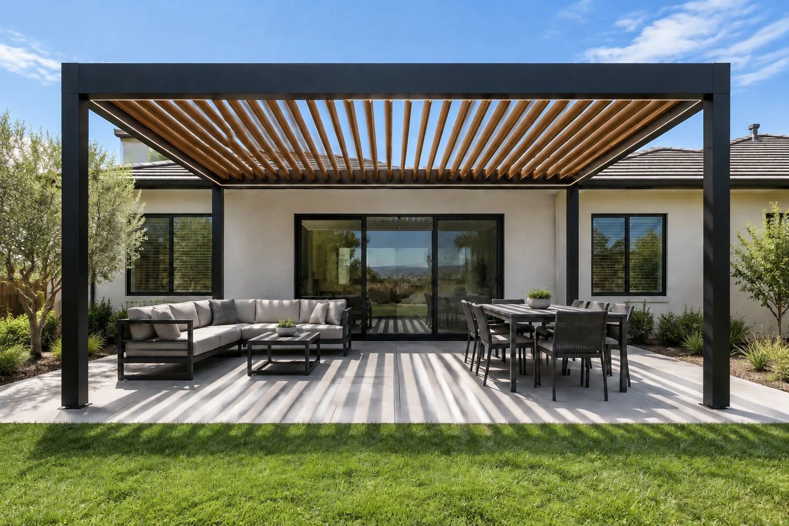 ALU FLEX DIY louver kit, product preview: black frame with teak-look louvers