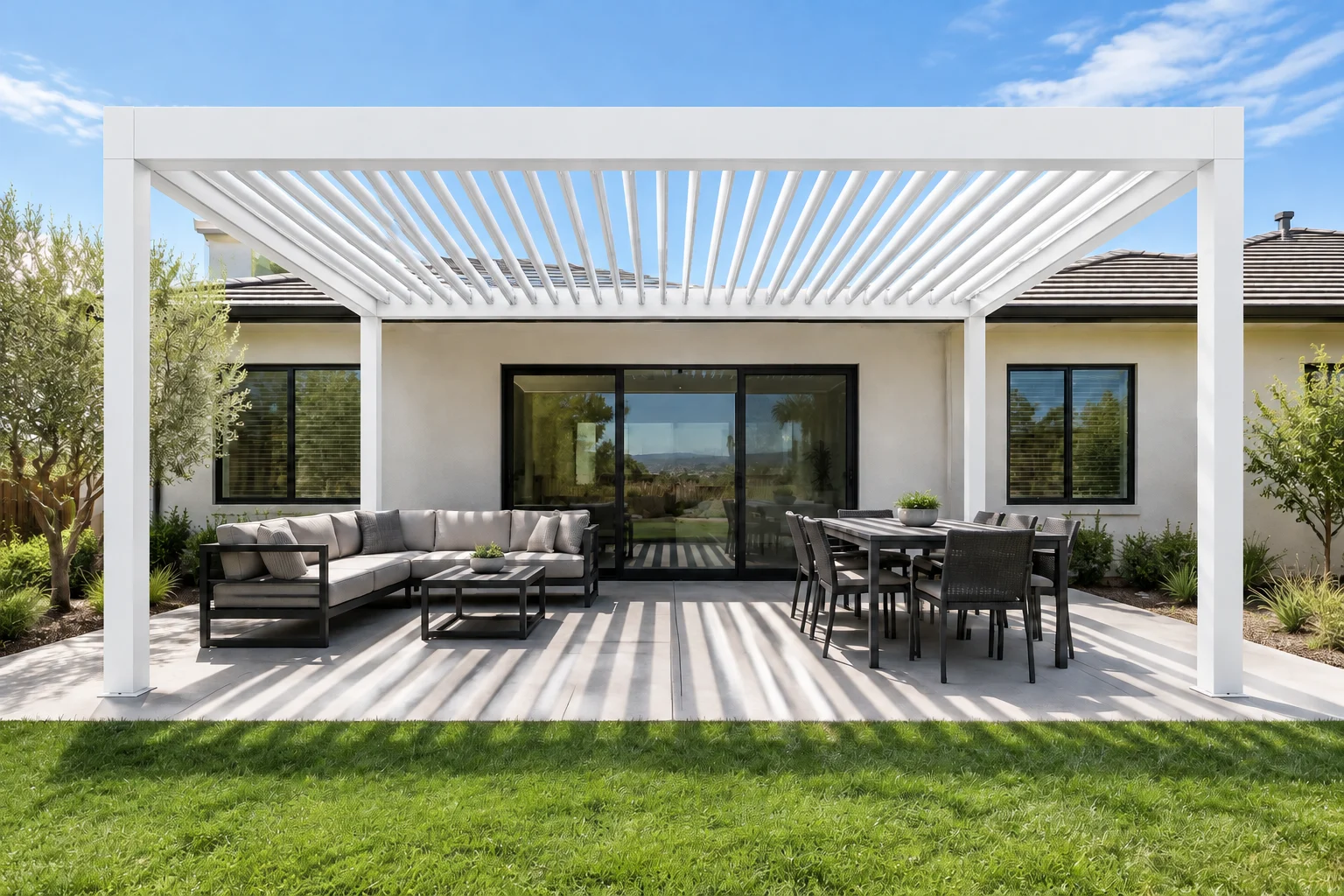 ALU FLEX DIY louver kit, product preview: white frame and white louvers