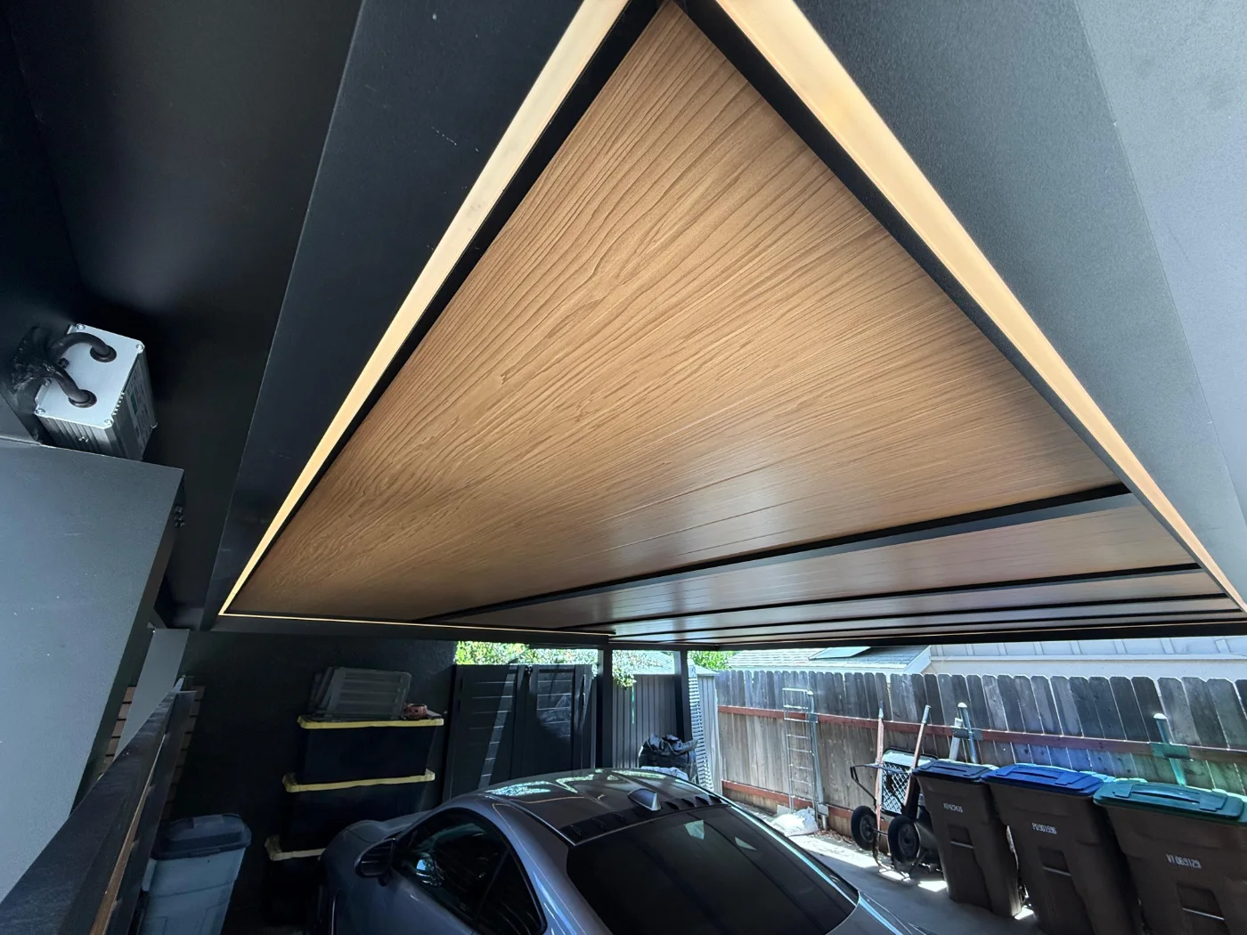 Insulated roof patio cover (ALU THERMA) installed by Aluglobus