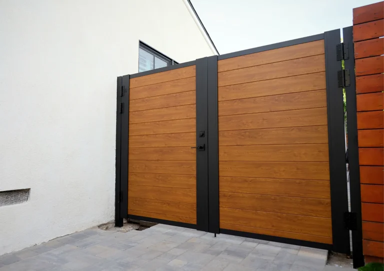 Heavy-duty wood grain aluminum double swing gate