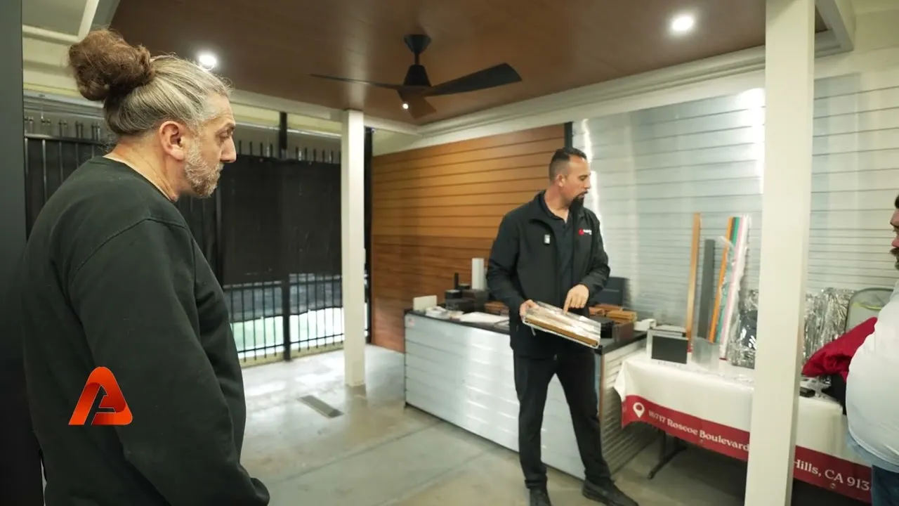 Inside the Aluglobus showroom